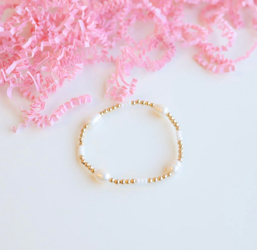 Pearl Poppi Bracelet