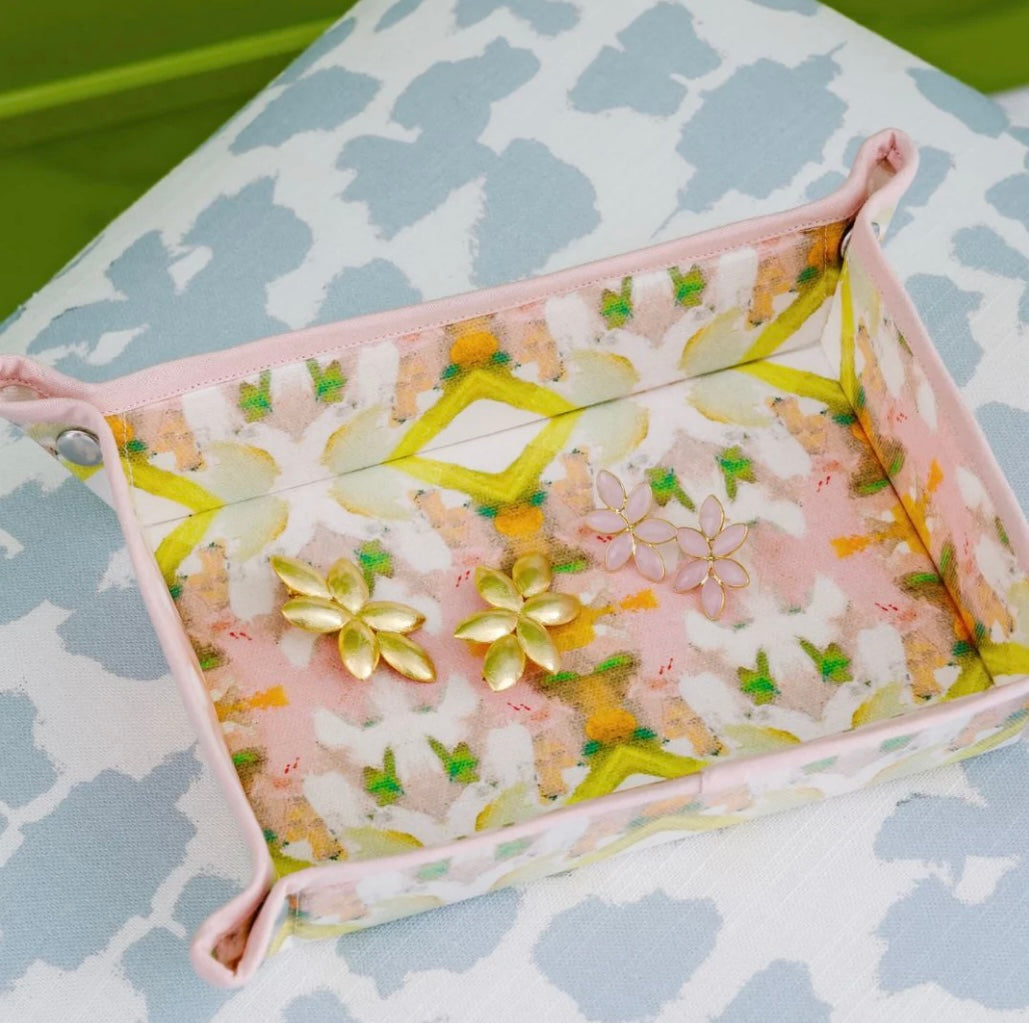 White Lotus Snap Tray