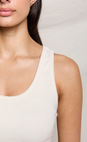 Close-up of the cotton rib knit on the Blondie Sugar Tank – Lady & Tucker