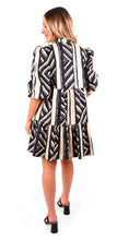 Load image into Gallery viewer, Frankie Dress Plaid Noir
