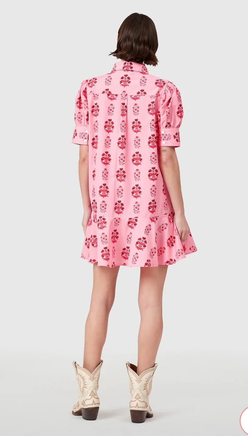Close-up of the puff sleeves and shirt collar on the Scarlet Blossom Liv Dress – Lady & Tucker