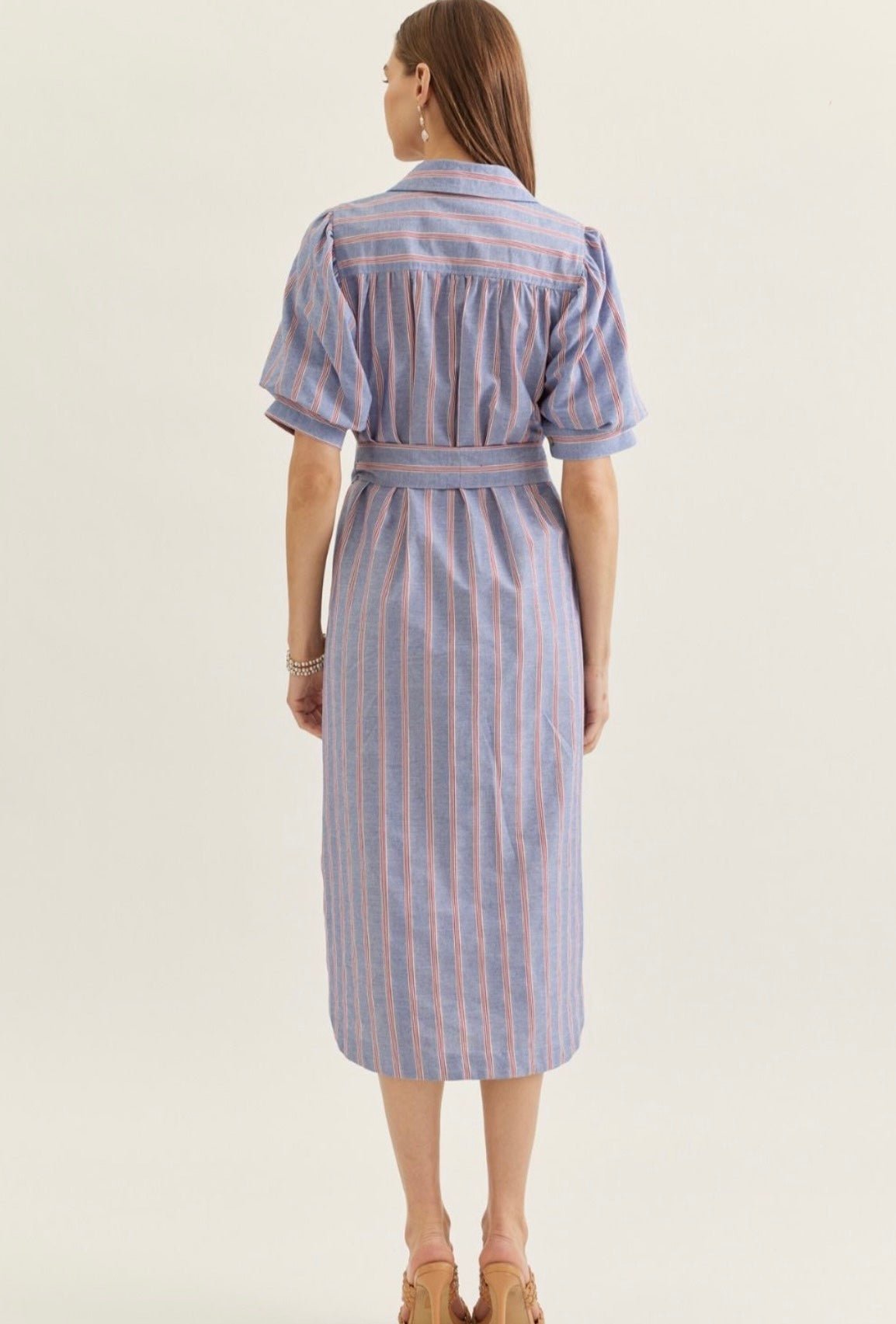 Close-up of the self-tie belt and side slit on the Land Of The Free Dress