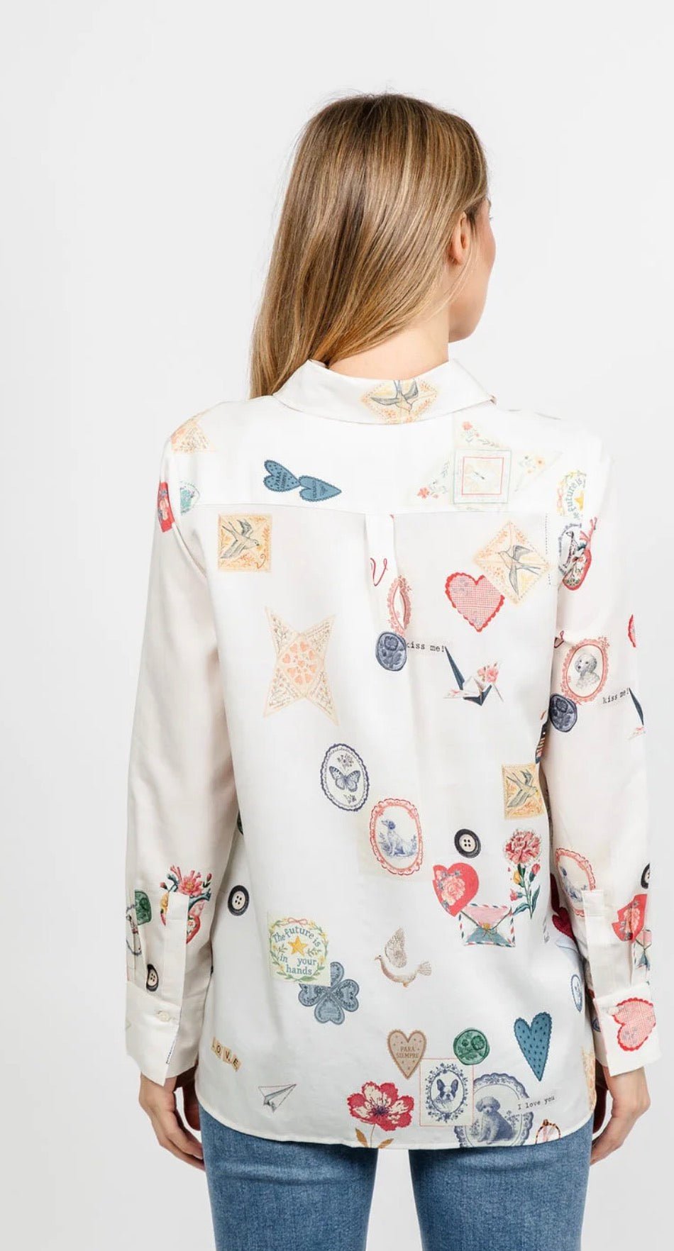 Side view of the Puppy Love Shirt showing the romantic artistic print – Lady & Tucker